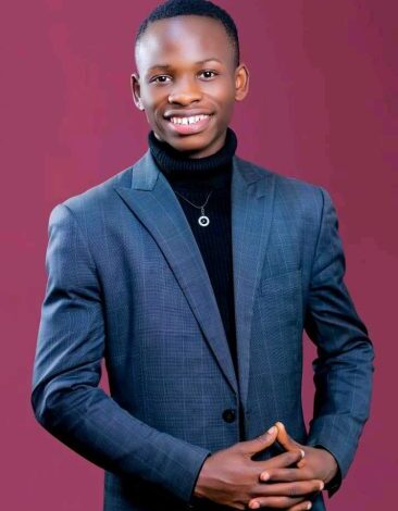 Titus De Psalmist ft. Minister Mirriam – Nasekwa Sana